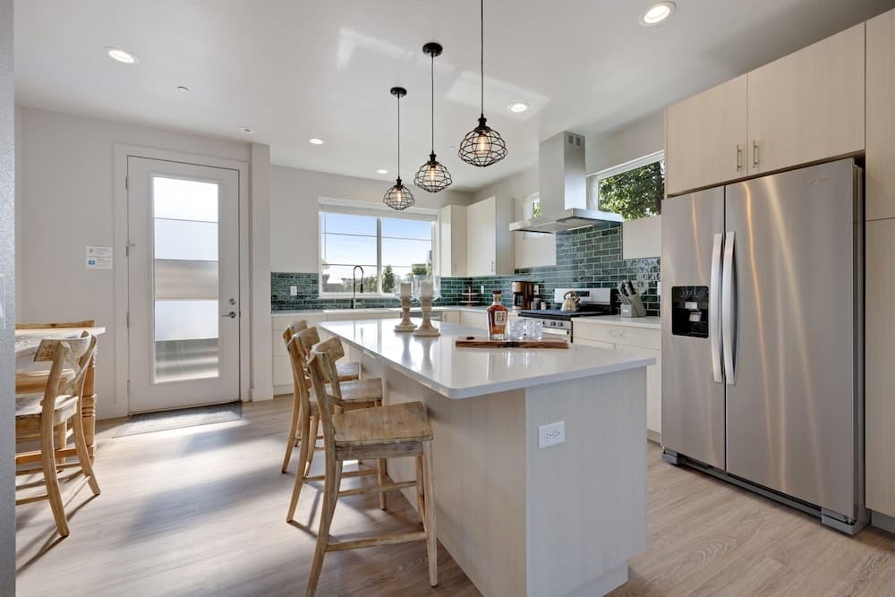 938 Jerome St Unit 1