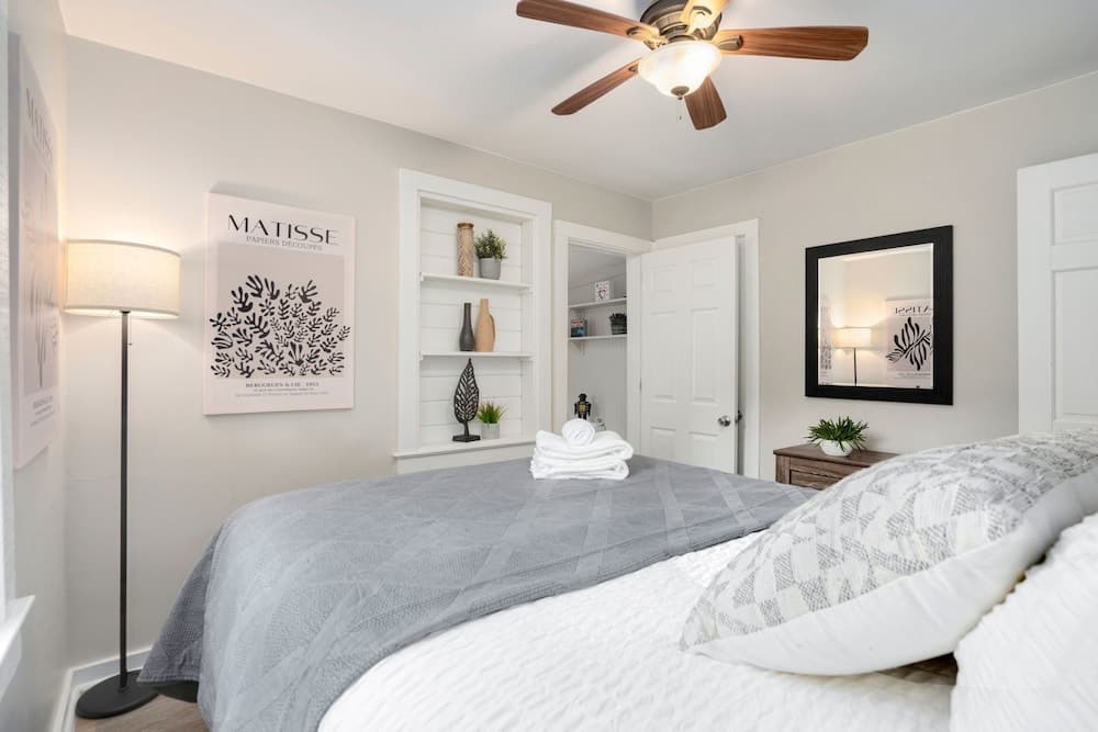 Charming Old Town Bungalow W/ Free Cruiser Bikes