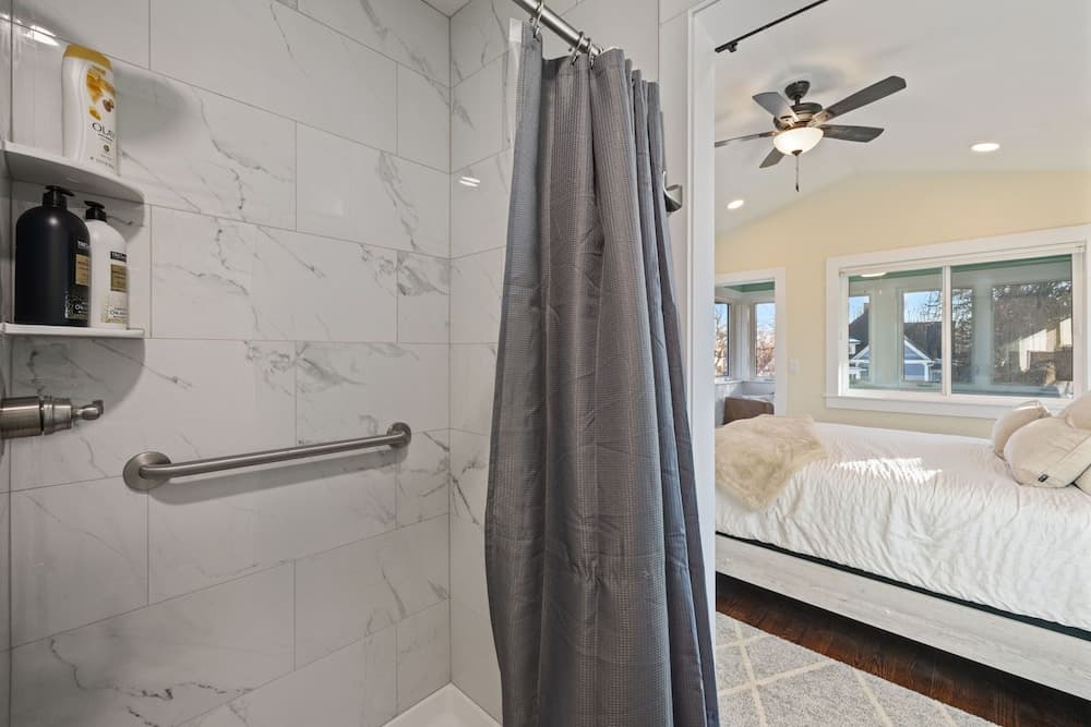 Cozy Home in Downtown Loveland W/ Free Bikes!