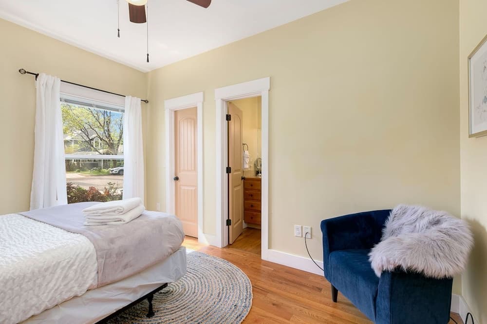 Walk Everywhere - Art, Restaurants, Poudre River