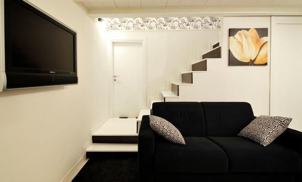 Biacubo in Venice With 2 Bedrooms and 1 Bathrooms