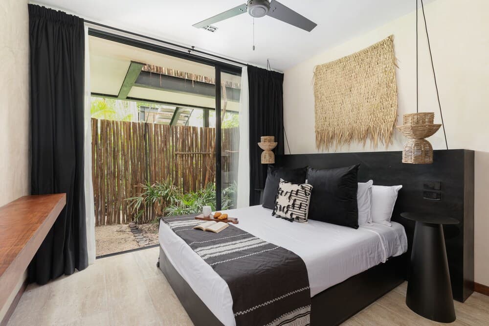 Bungalos Village 106 By Lockey