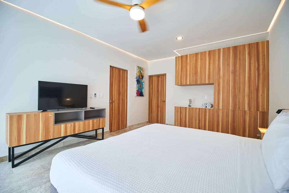 Elena Residences 004 By Lockey