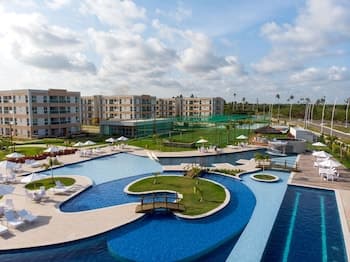 Lindos Flats - Muro Alto Condomínio Club