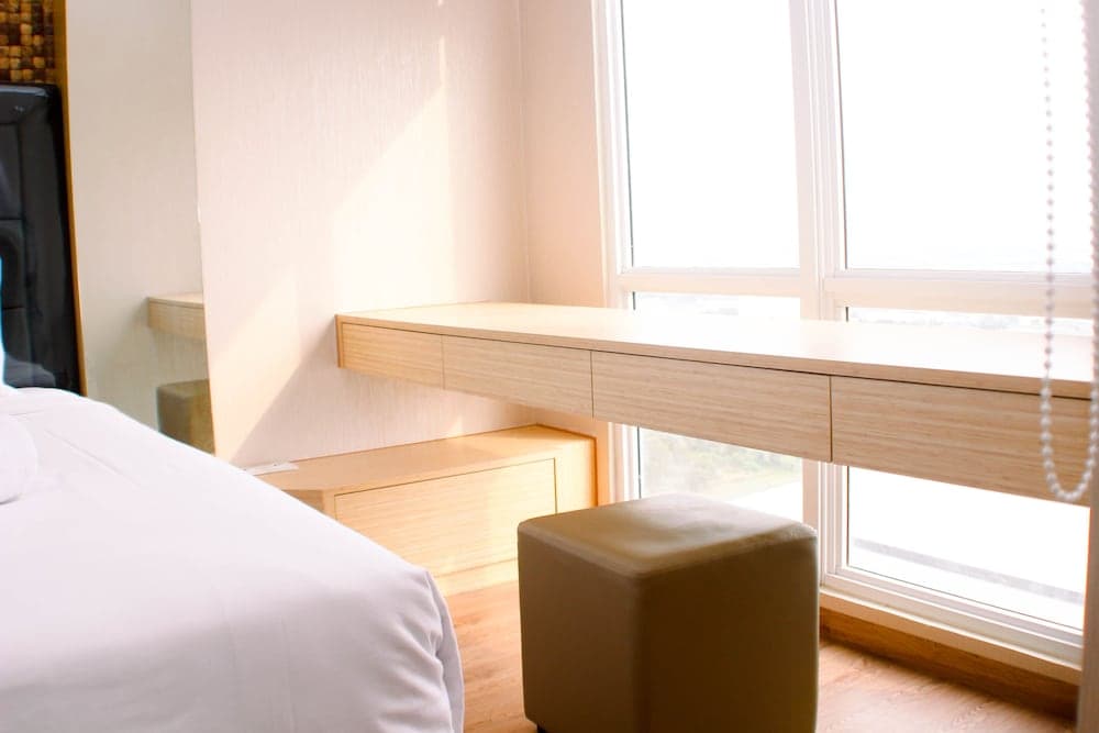 Restful And Modern Studio At Vasanta Innopark Apartment