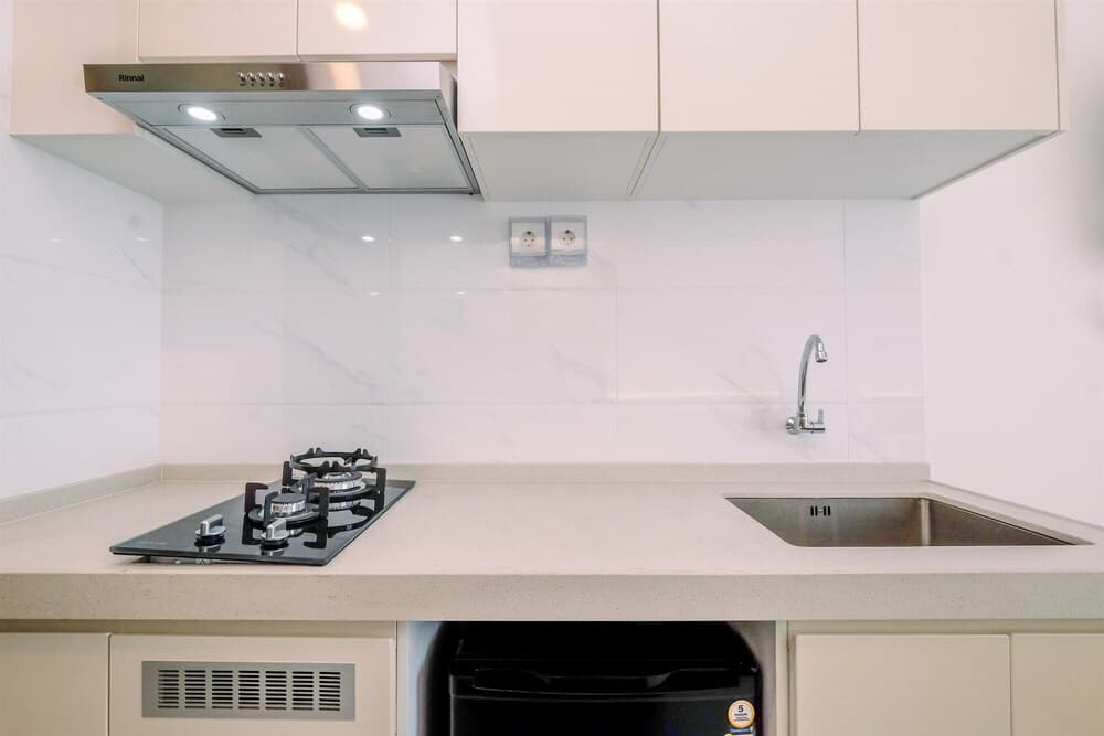 Good Deal And Homey Studio At Sky House Bsd Apartment