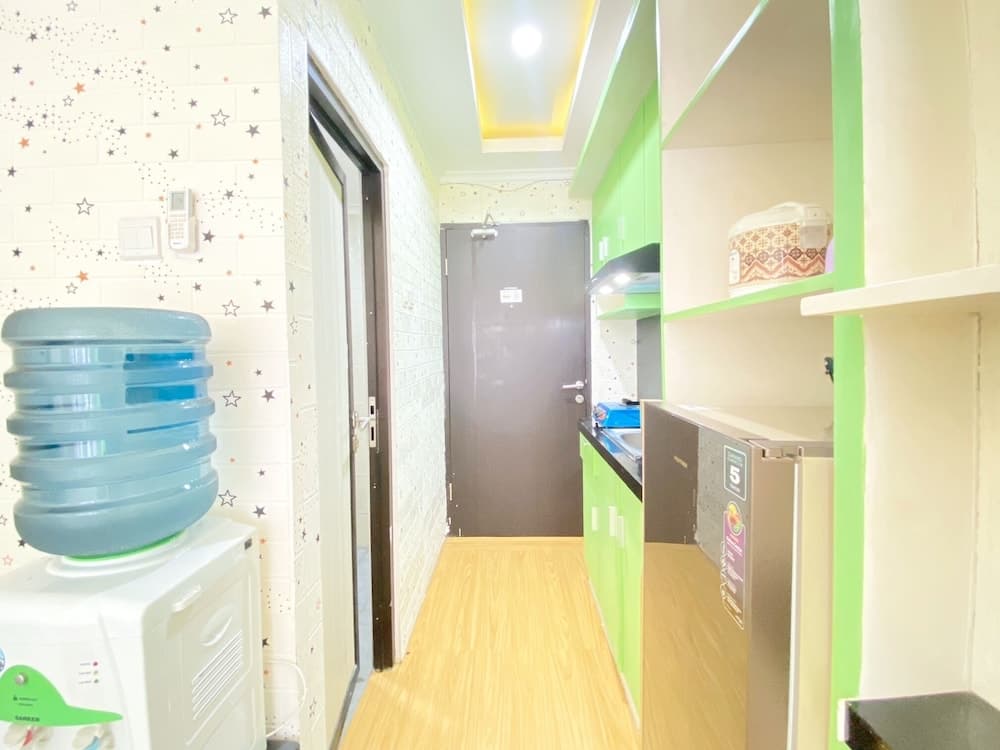 Good Studio Apartment At Grand Asia Afrika