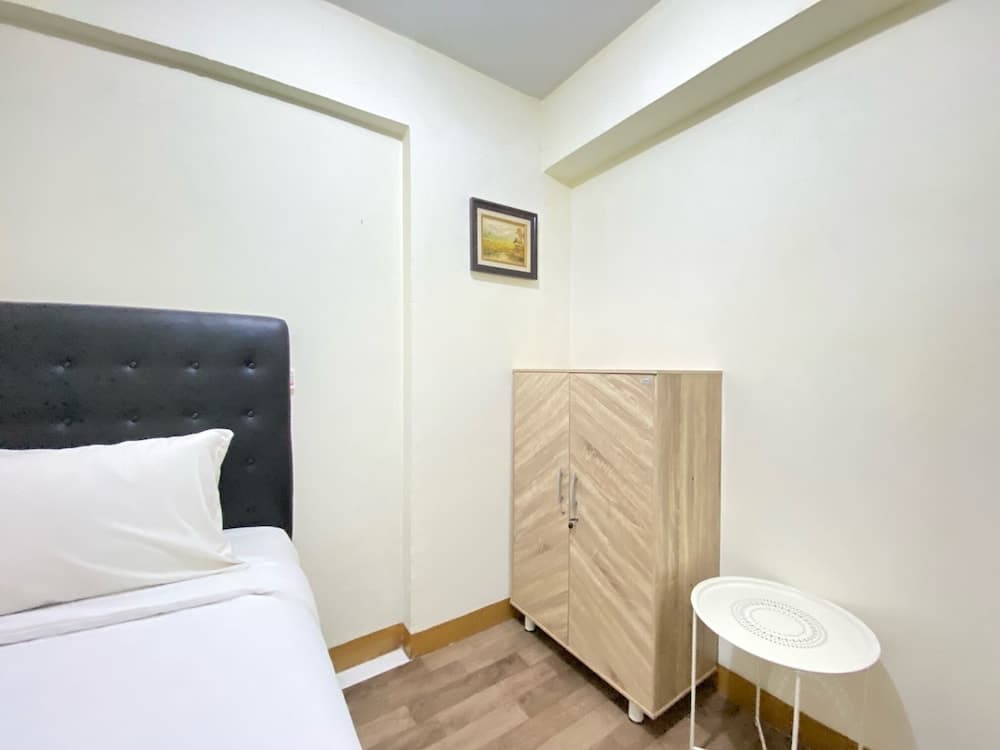 Graceful 2Br Apartment At Gateway Ahmad Yani Cicadas