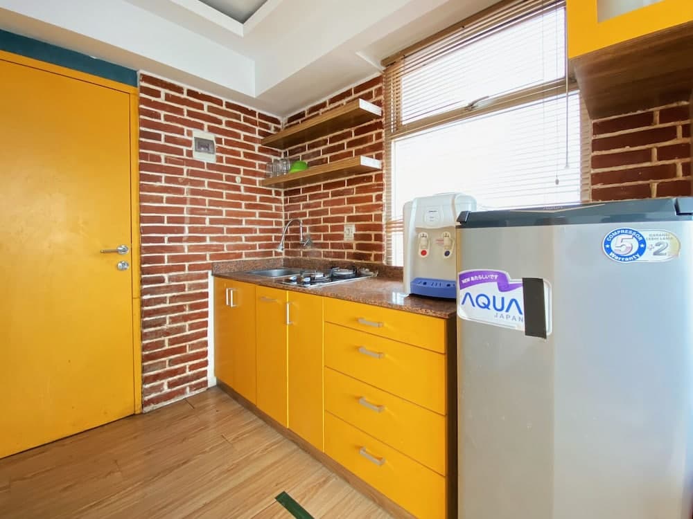 Spacious And Unique 1Br At Jarrdin Cihampelas Apartment