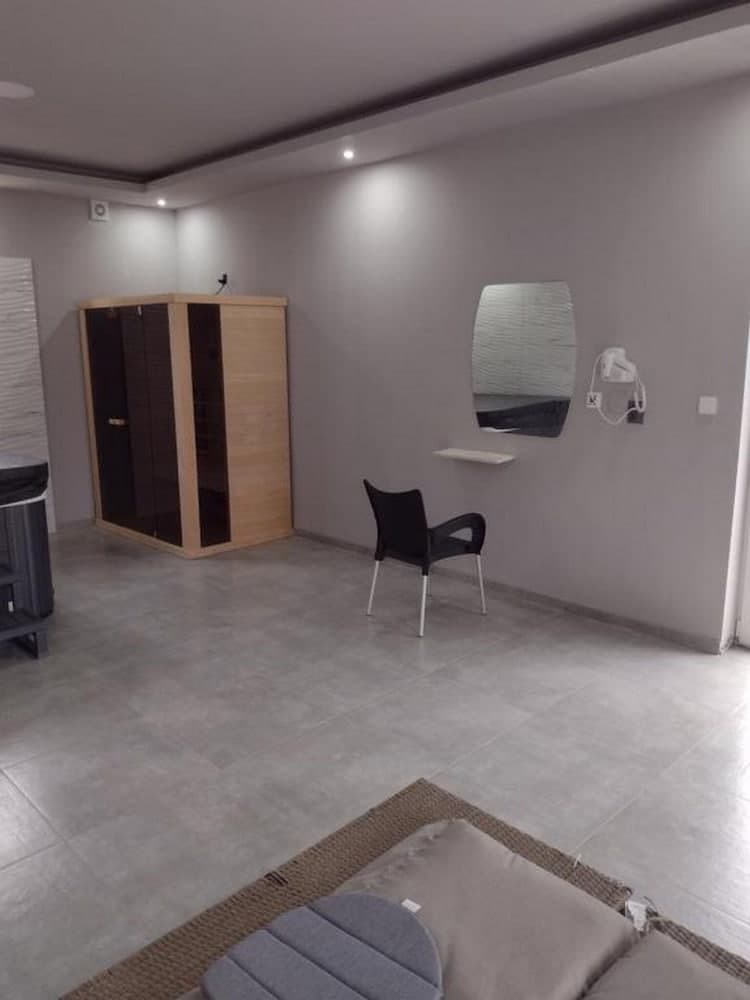 Family Nest Lika Relax