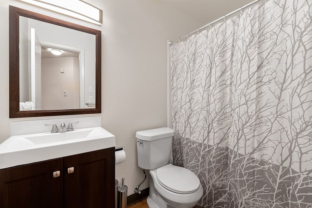 Urban Oasis Near Old Town & Pvh – Dog Friendly!