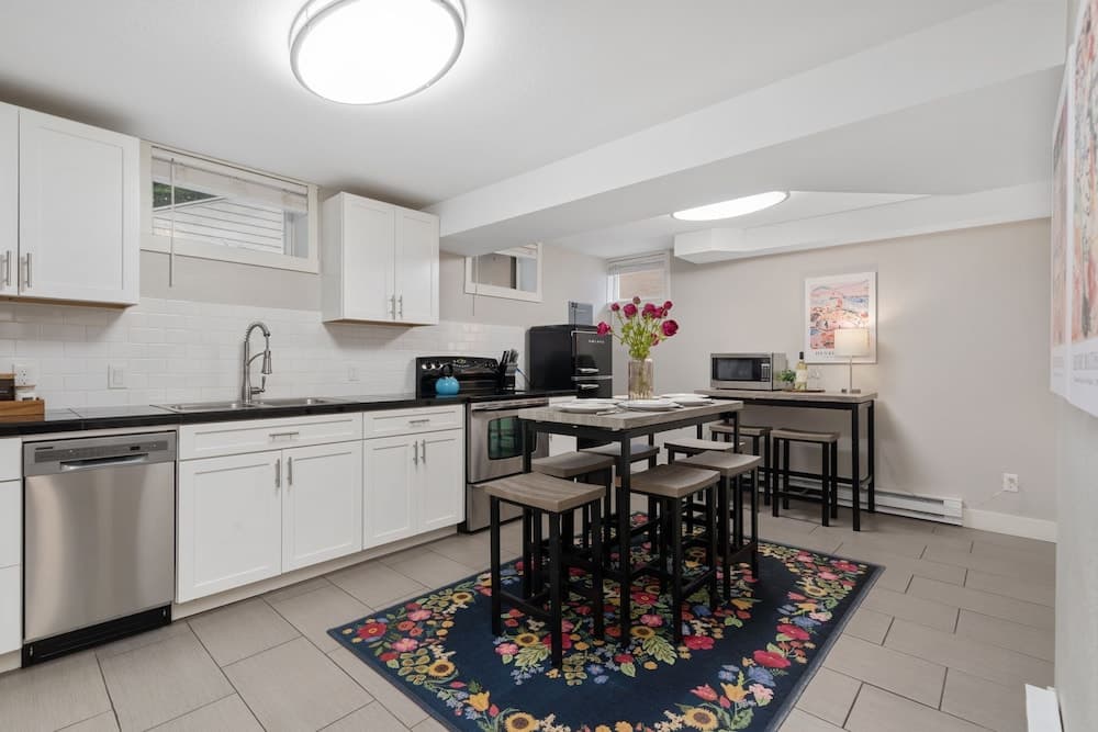 Charming Bungalow Next to CSU - Free Cruiser Bikes