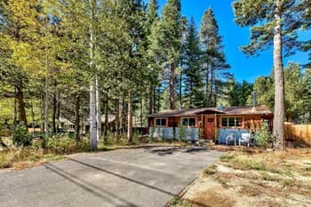 1577a The Tahoe Lazy Bear 3 Bedroom Cabin by Redawning
