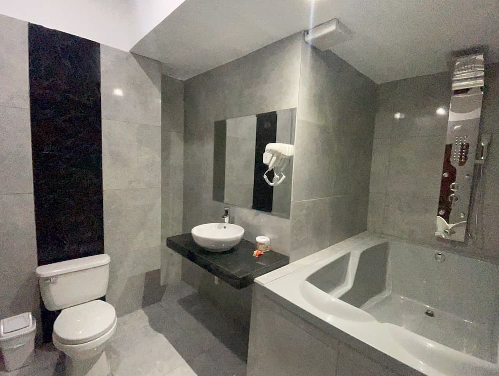 Manantial Hostal No.004