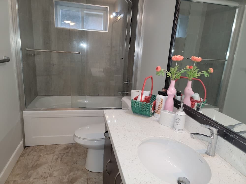 Oscar Inn & 2bd Suite up to 6 people private