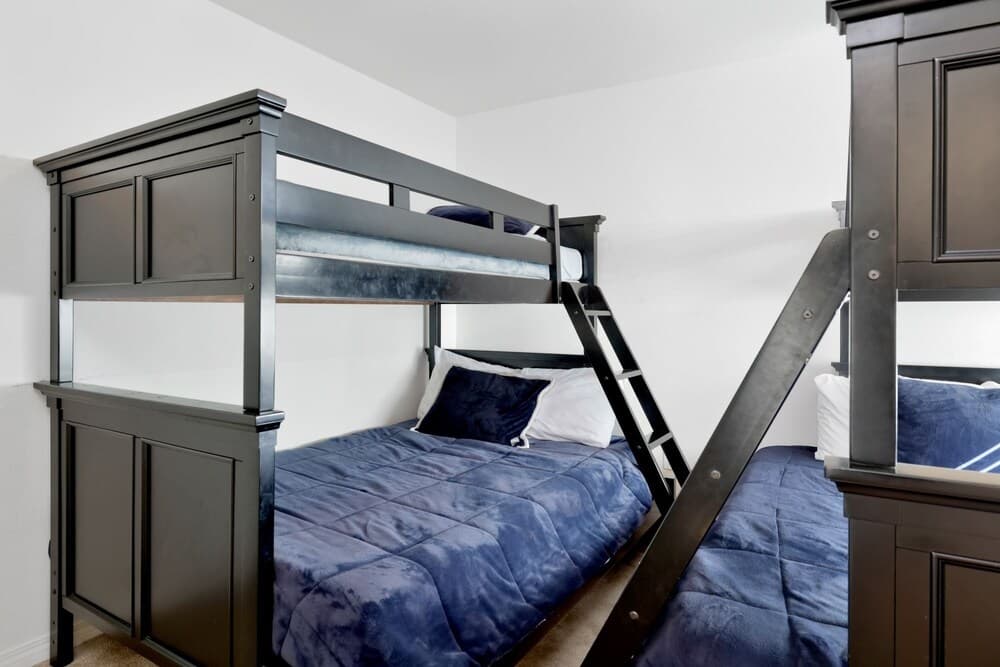 1798-maple Ridge View 3 Bedroom Home by Redawning