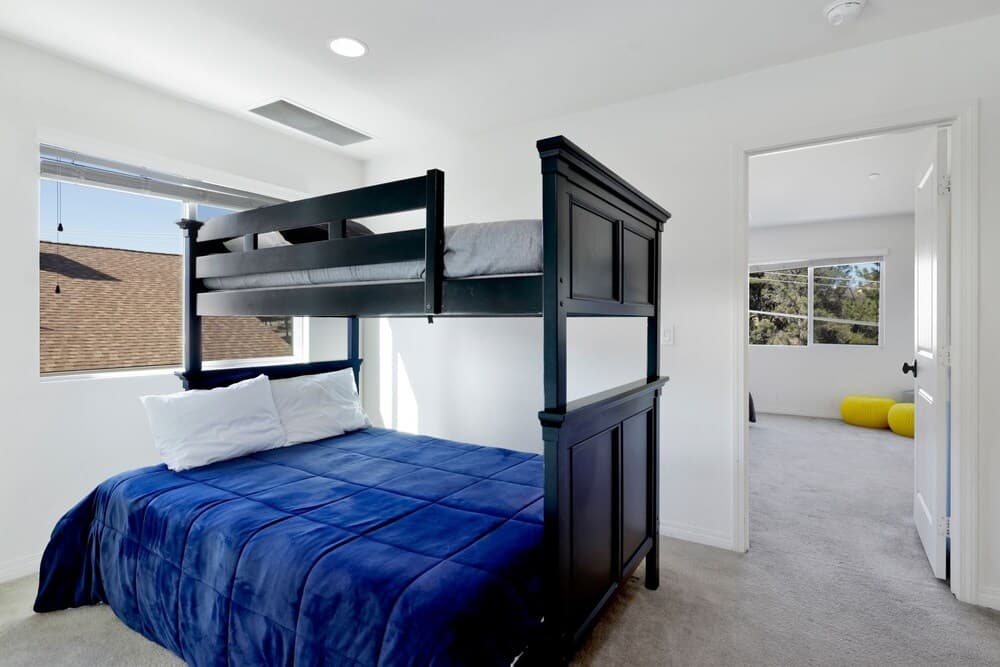 1798-maple Ridge View 3 Bedroom Home by Redawning