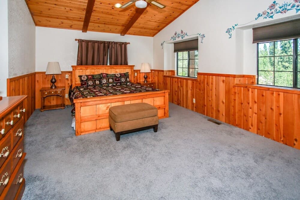 1867- Diamond Houzz 3 Bedroom Home by Redawning