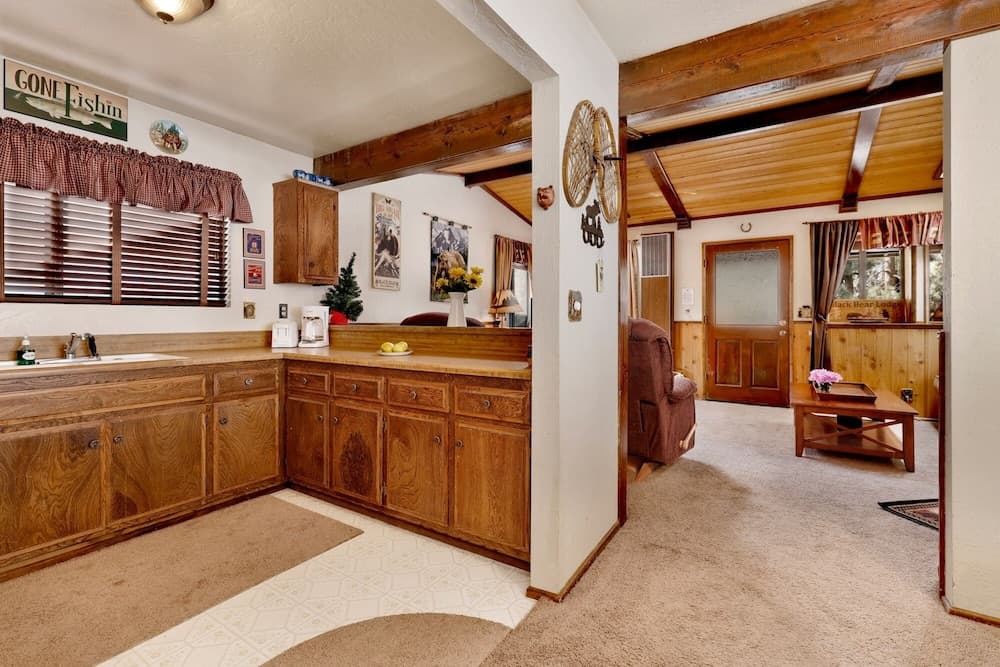 1836-moose Inn 2 Bedroom Home by Redawning