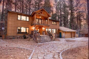 1971-winterset Lodge 5 Bedroom Home by Redawning