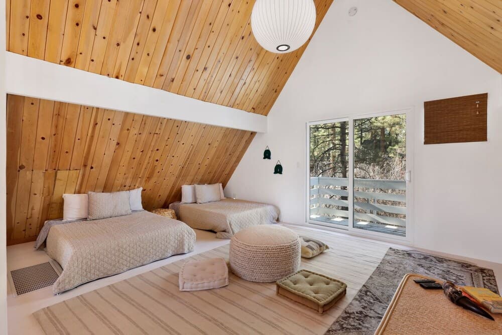 1927-mid-century Modern Chalet 2 Bedroom Home by Redawning