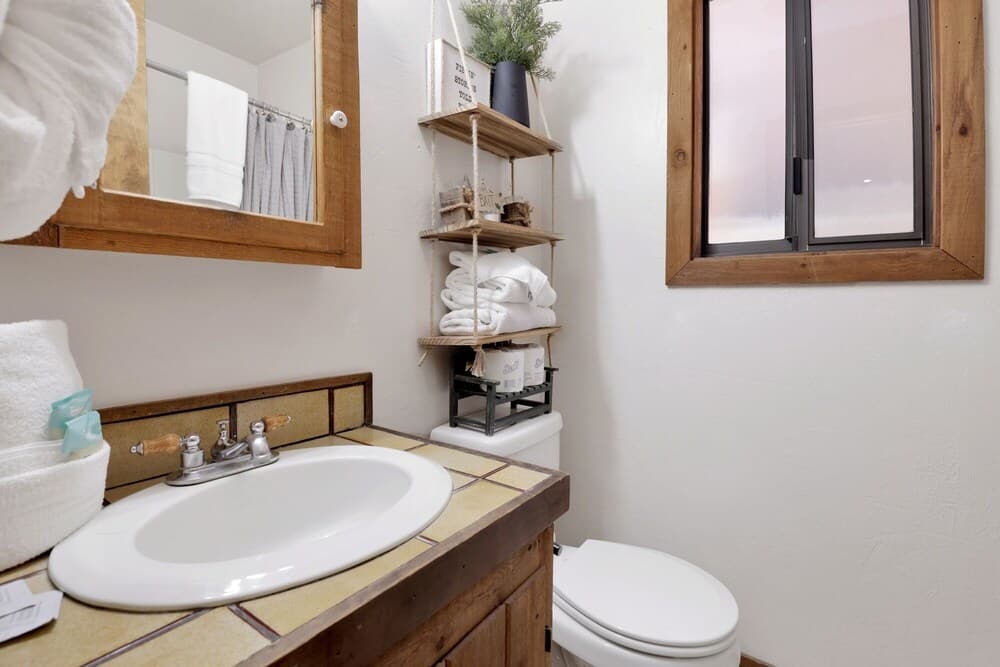 2157-sugar Chalet 2 Bedroom Home by Redawning