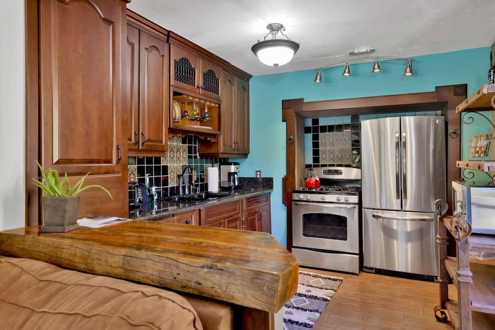 2105-club View Pines 2 Bedroom Home by Redawning