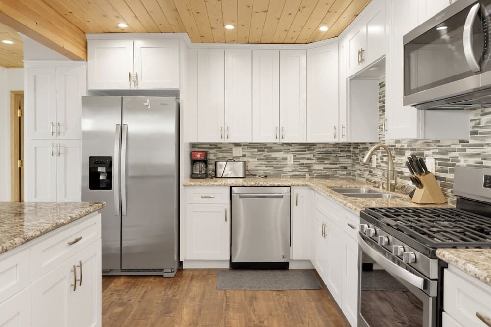 2145-the Getaway 2 Bedroom Home by Redawning