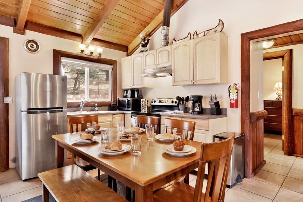 2020 -bear Tracks 3 Bedroom Home by Redawning