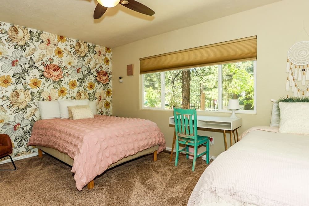 1926- Bohemia Big Bear 3 Bedroom Home by Redawning