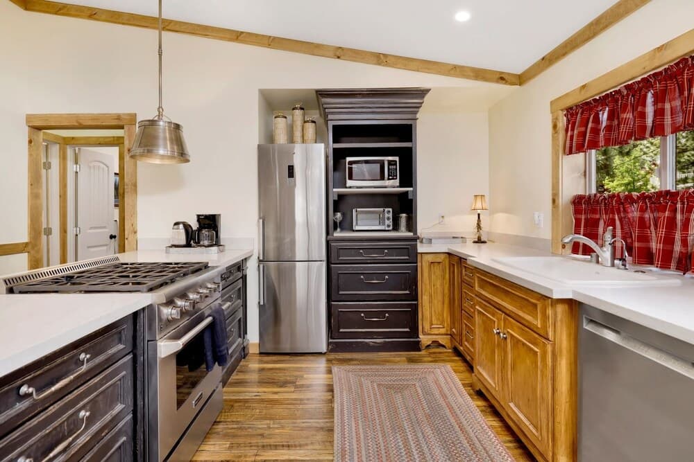 2053-happy Bear 2 Bedroom Home by Redawning