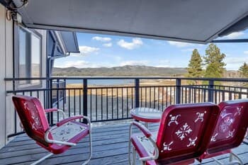 2174-forest Shores Lakefront Condo 3 Bedroom Home by Redawning