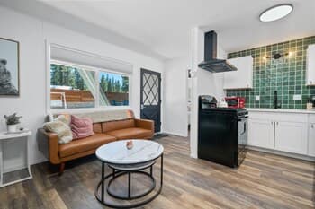 2229-blue Bear 5 1 Bedroom Hotel Room by Redawning