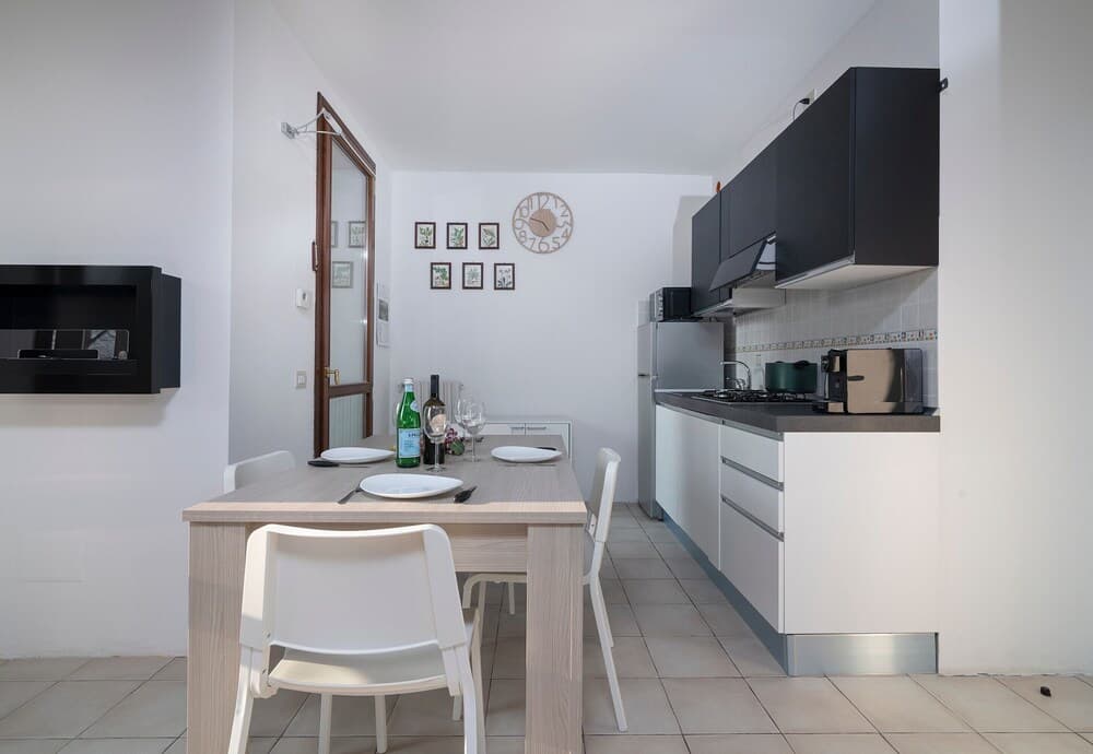 Porto Letizia Ferrara 1