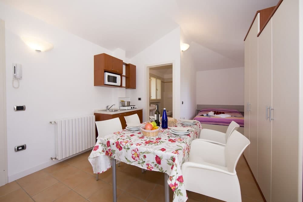 Porto Letizia Tulipano 7