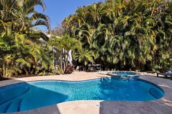 Maritime Memories 3 Bedroom Home by Redawning