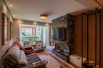 Novo Belissimo Apartamento com Lareira em Canela