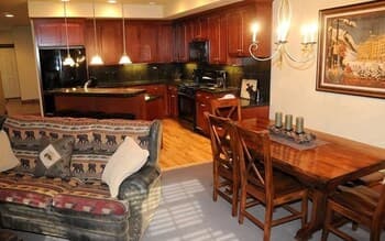 Seven Springs 3 Bedrooms Premium Townhome, Ski In/ski Out 3 Townhouse by Redawning