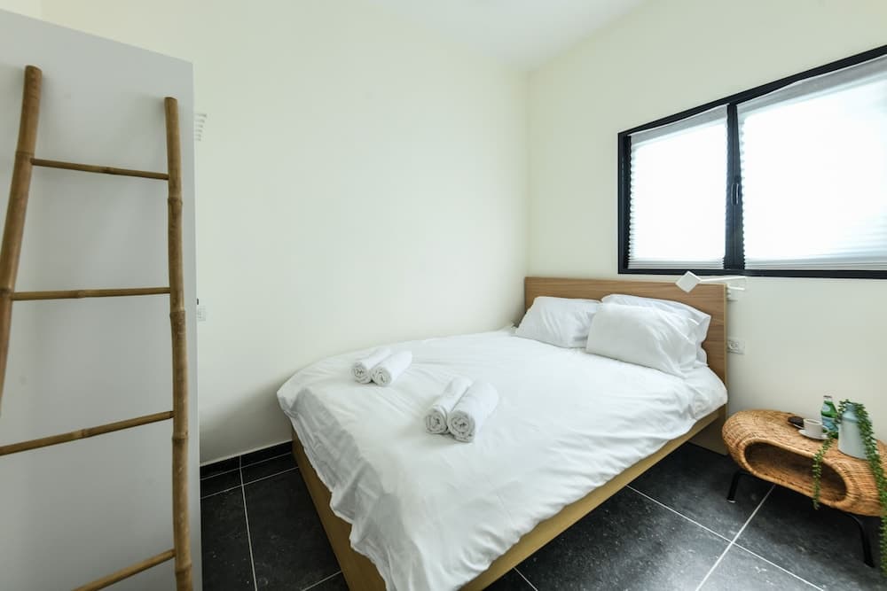 Designed 3 Bedroom Apartment in Frenkel