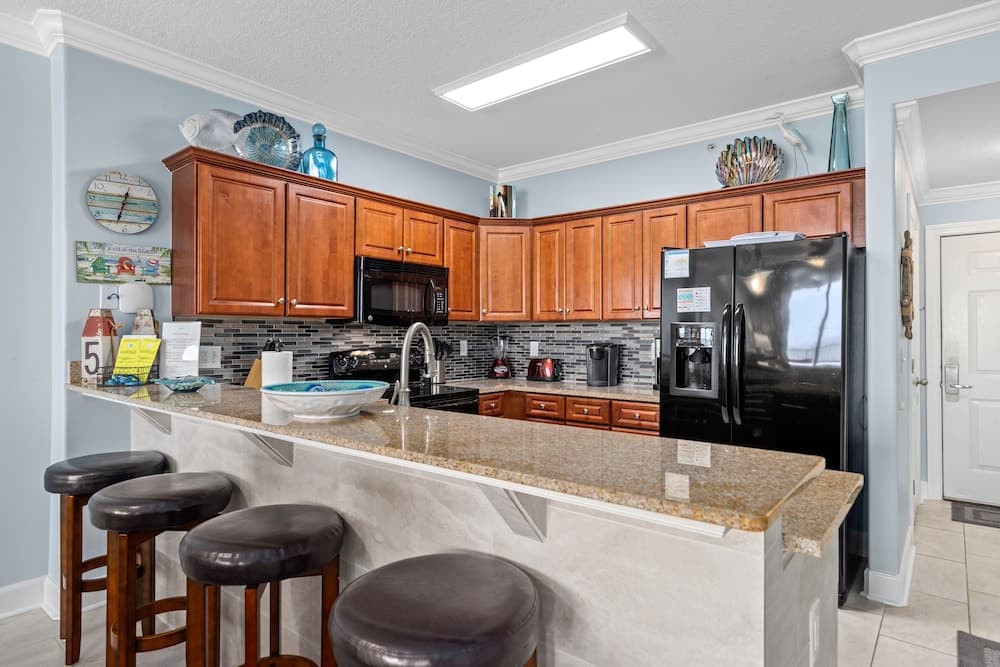 NEW Property! Vacation Right on the Gulf in Sand & Seafoam Villa. Sleeps 6!