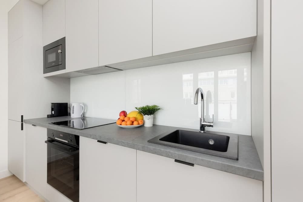 Apartment Warsaw Krucza by Renters