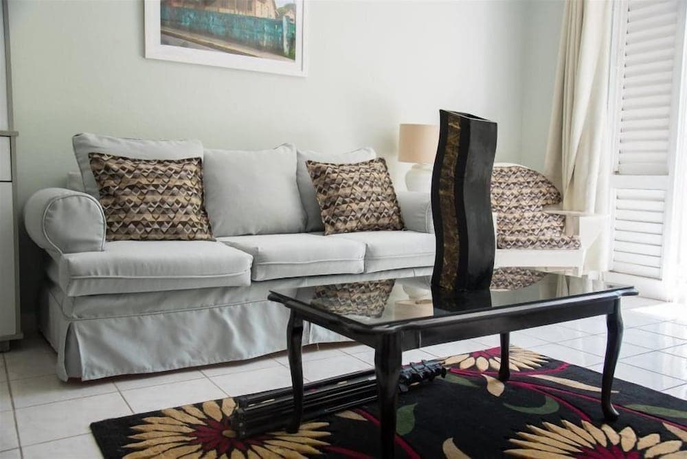 Fisherman Point Deluxe APTS