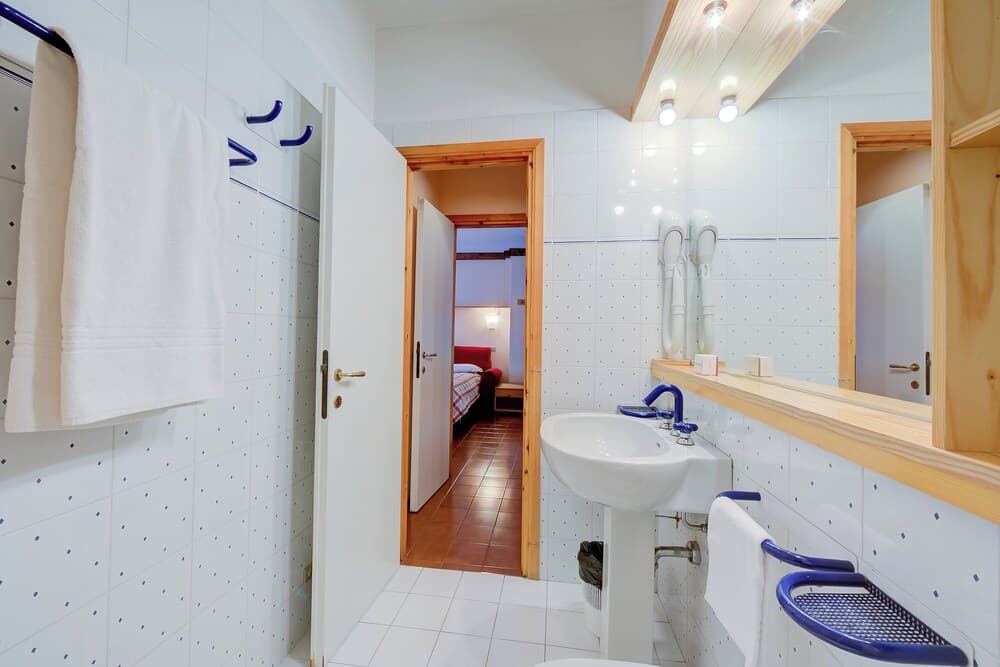 Abeti A2-17 few min From ski