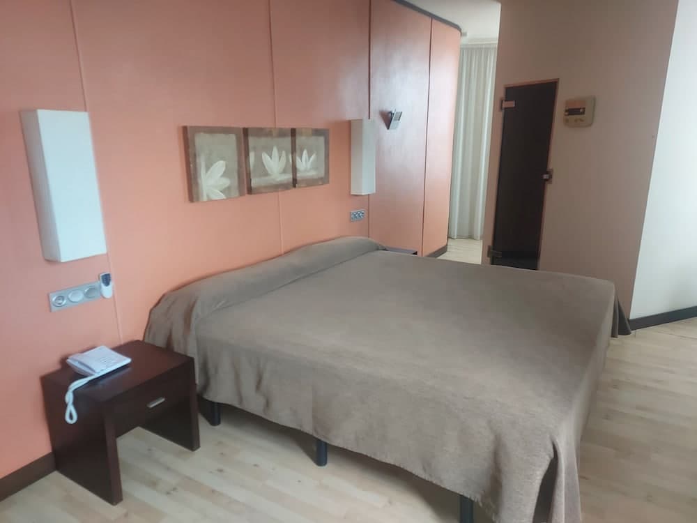 Hotel Puerta de Ocaña