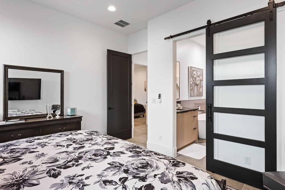 Bella Casa 5 Bedroom Home