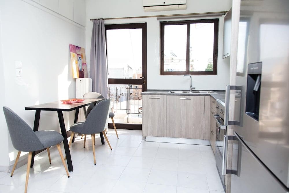 Gorgeous apt in Faliro with view