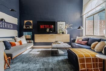 Quiet Convenient and Modern Haven