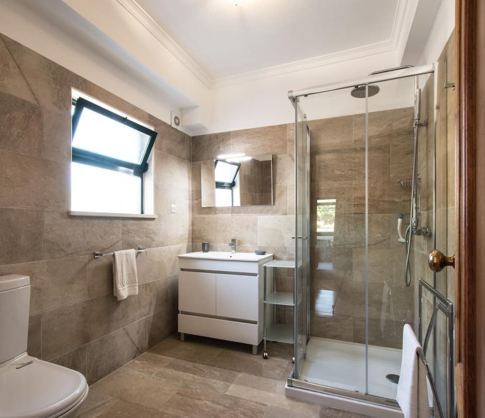 Casa Josephine by Portucasa