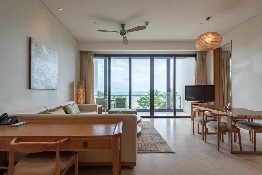 Luxury 2bedroom Apartment with sea view