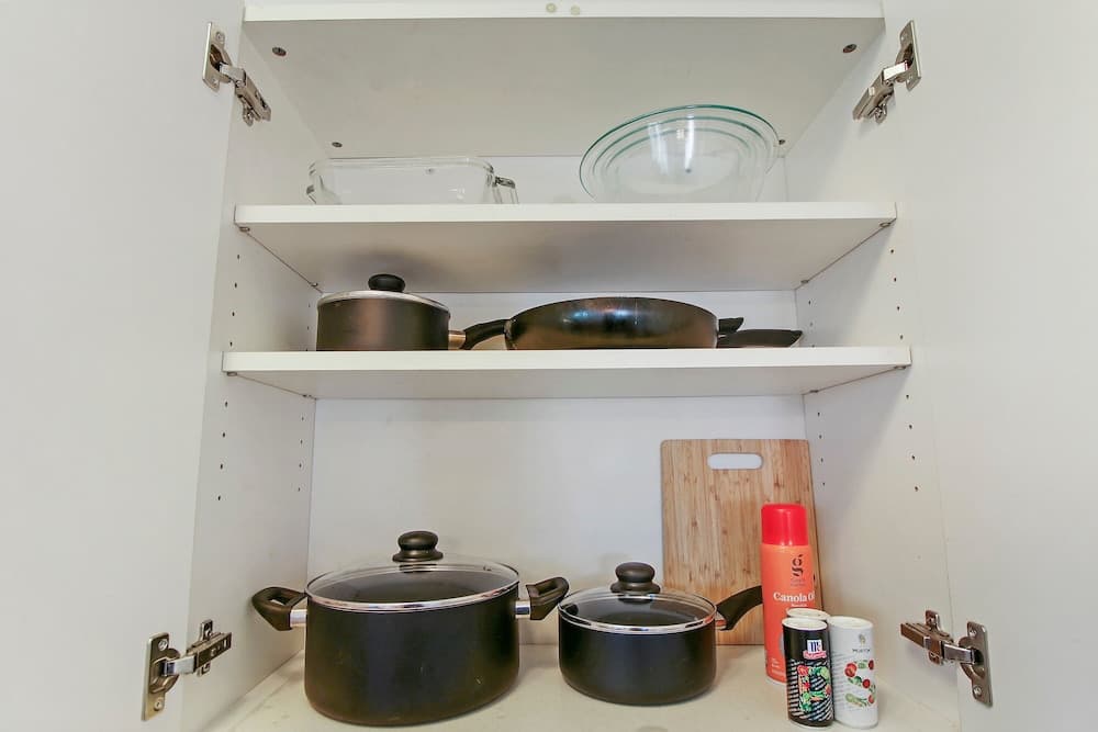 1-Bedroom Nice Apartment in Skokie